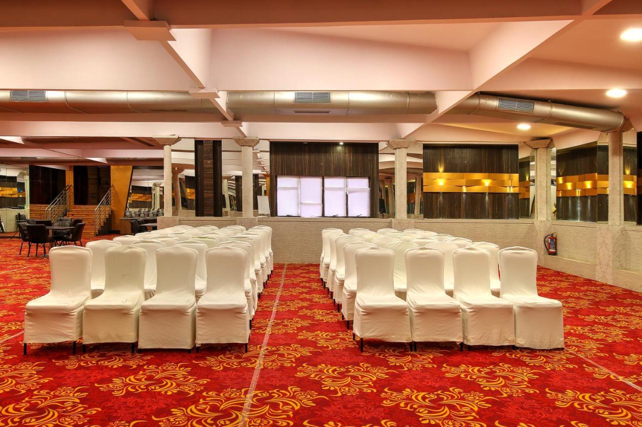 Hotel Mumbai House Juhu, Santacruz West, Mumbai Ngoại thất bức ảnh