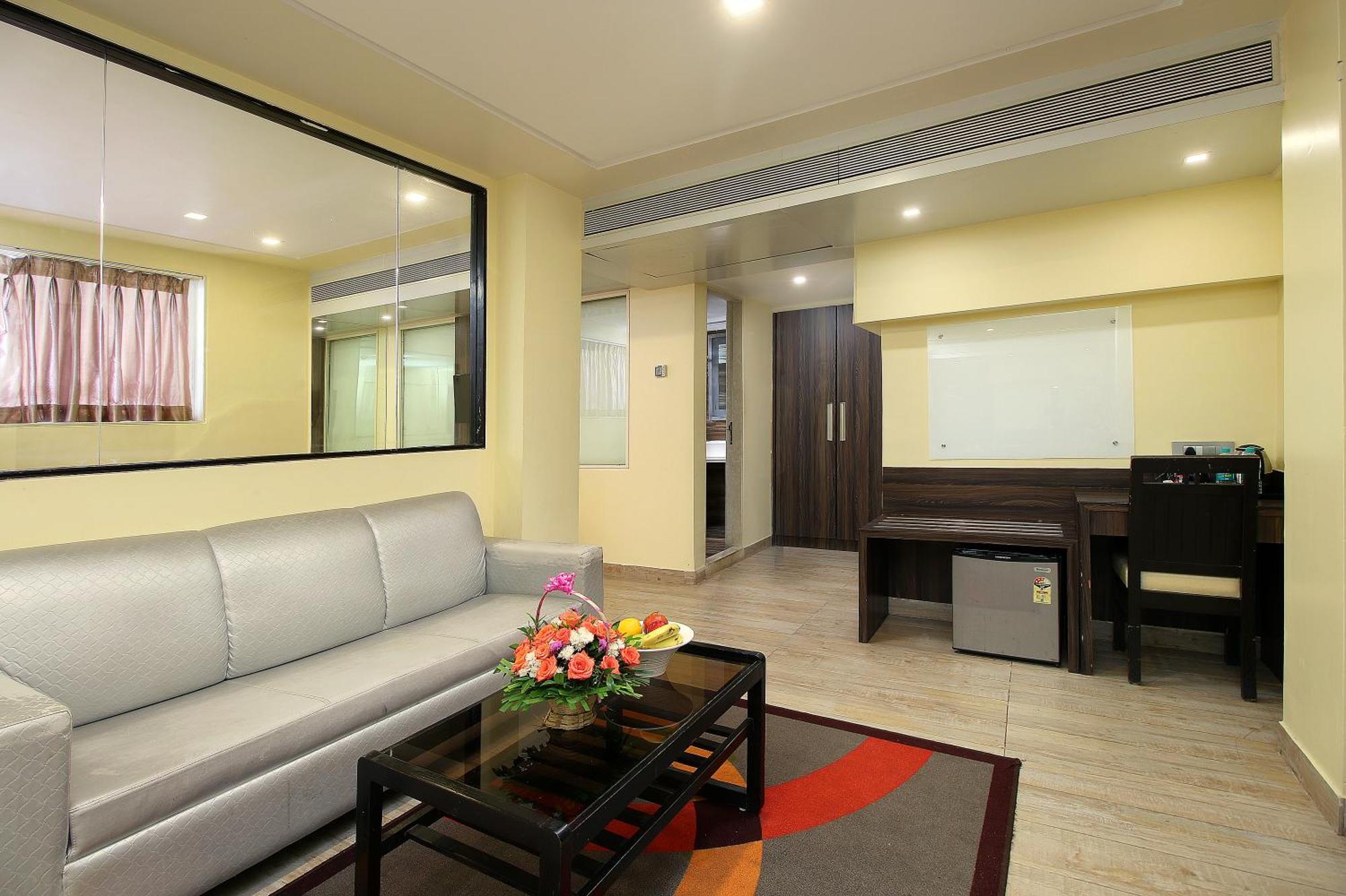 Hotel Mumbai House Juhu, Santacruz West, Mumbai Phòng bức ảnh