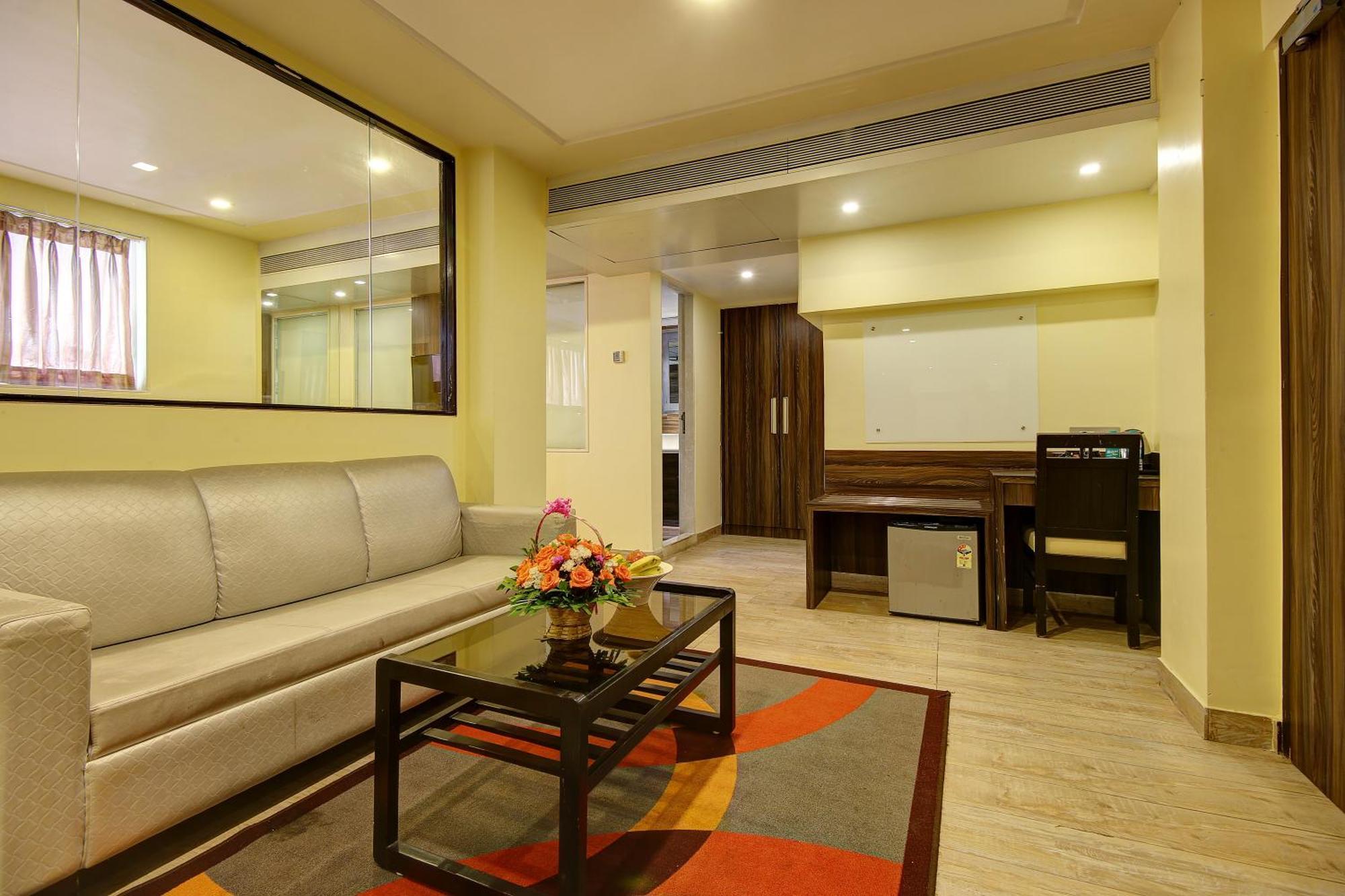 Hotel Mumbai House Juhu, Santacruz West, Mumbai Phòng bức ảnh